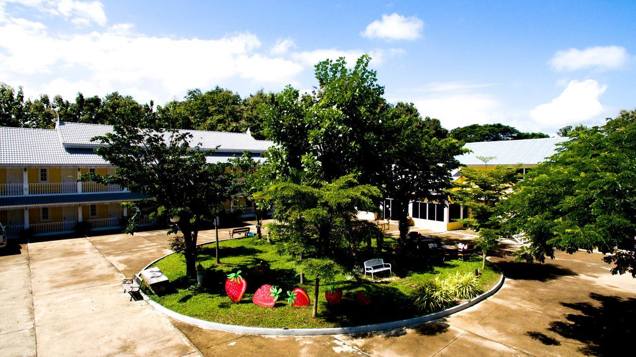 Raiwin Buri Resort Phrae Zewnętrze zdjęcie